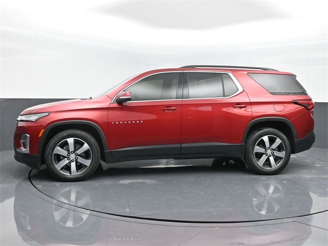 used 2022 Chevrolet Traverse car, priced at $30,194