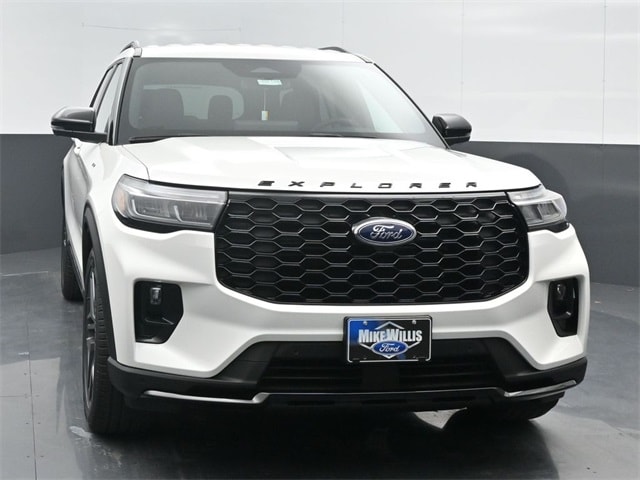 new 2025 Ford Explorer car, priced at $45,860