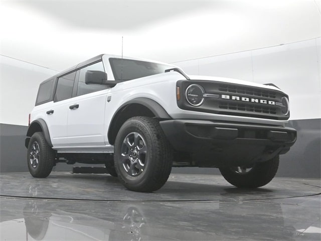 new 2025 Ford Bronco car, priced at $45,970