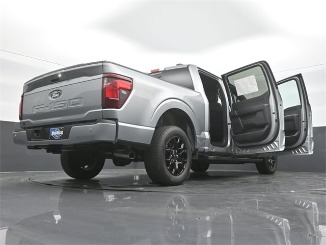 new 2024 Ford F-150 car, priced at $52,595