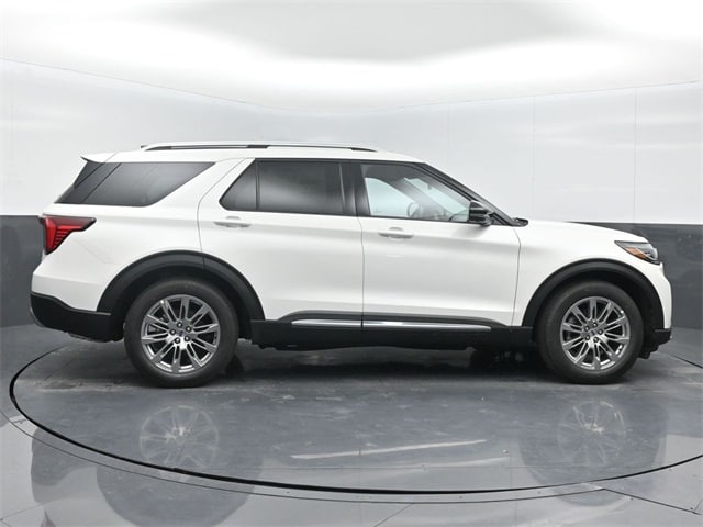 new 2025 Ford Explorer car, priced at $49,640