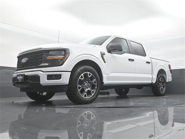 new 2025 Ford F-150 car, priced at $42,130