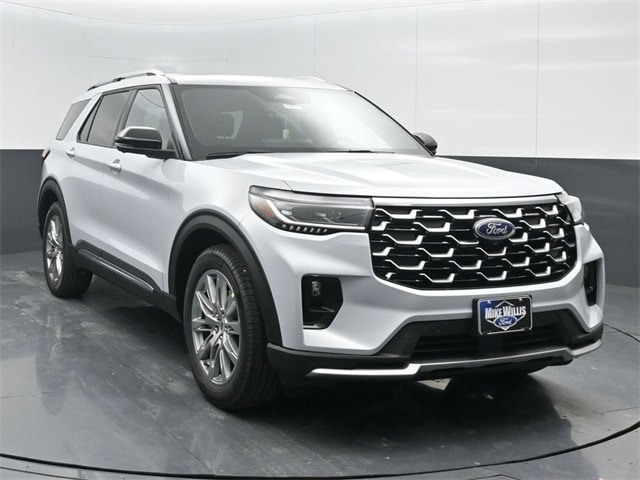 new 2025 Ford Explorer car, priced at $49,976