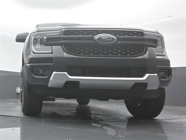 new 2025 Ford Ranger car, priced at $40,375