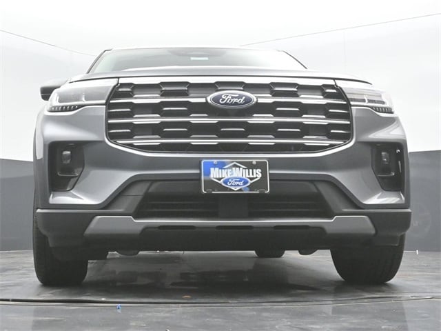 new 2025 Ford Explorer car, priced at $41,210