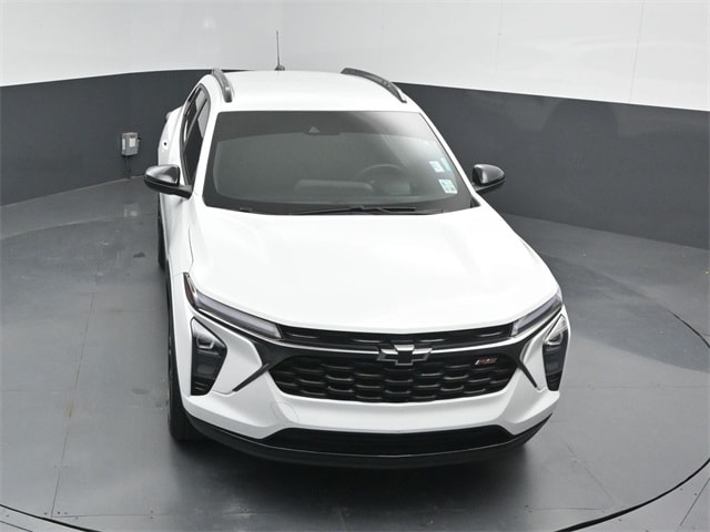 used 2025 Chevrolet Trax car, priced at $24,182