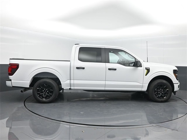 new 2025 Ford F-150 car, priced at $41,751