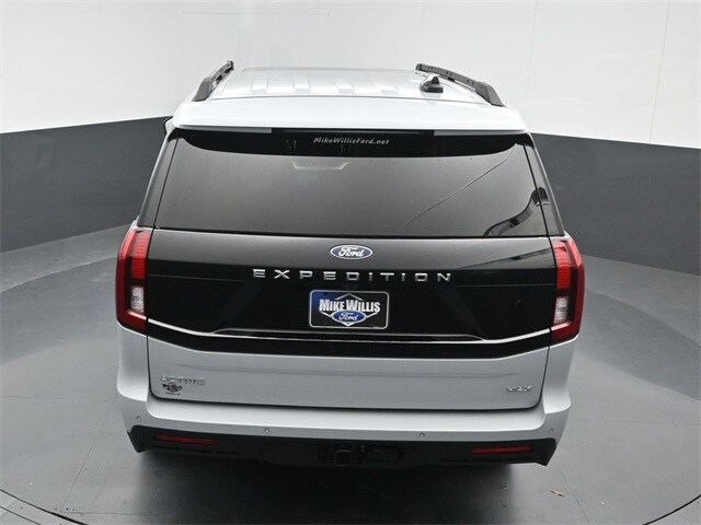 new 2025 Ford Expedition car, priced at $71,210