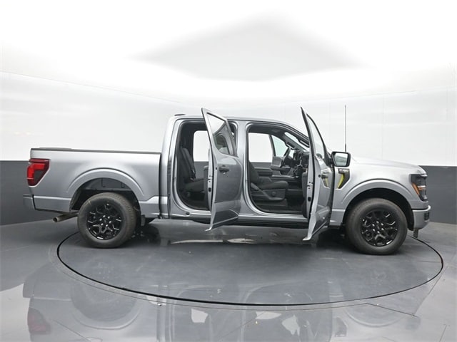 new 2025 Ford F-150 car, priced at $41,837