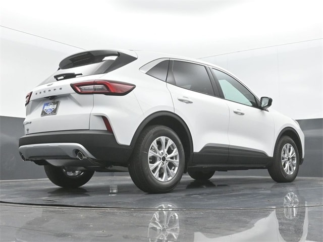 new 2024 Ford Escape car, priced at $25,740