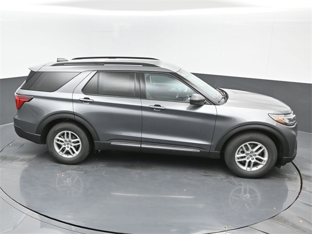 new 2025 Ford Explorer car, priced at $41,210