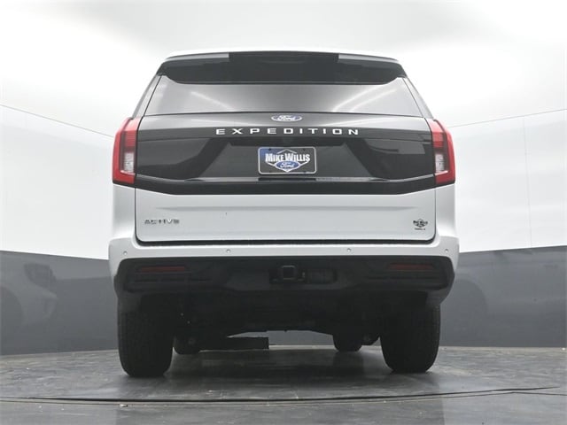 new 2025 Ford Expedition car, priced at $63,995
