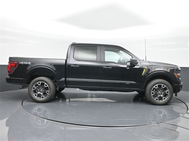 new 2024 Ford F-150 car, priced at $52,239