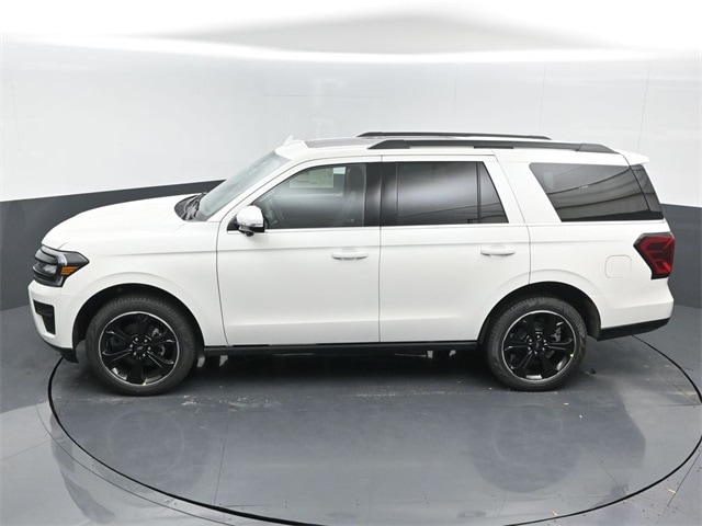 new 2024 Ford Expedition car, priced at $72,460