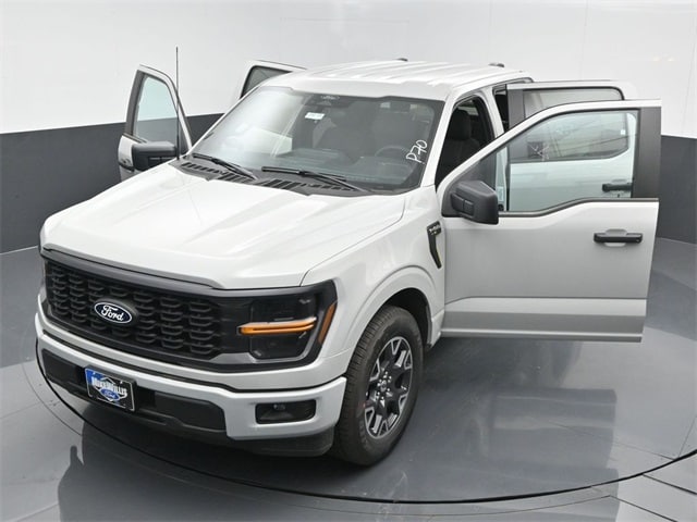 new 2024 Ford F-150 car, priced at $43,014