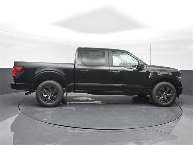 new 2025 Ford F-150 car, priced at $42,330