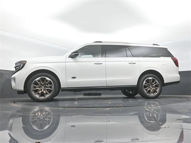 new 2025 Ford Expedition car, priced at $89,845