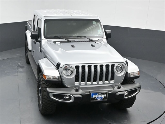 used 2023 Jeep Gladiator car, priced at $35,958