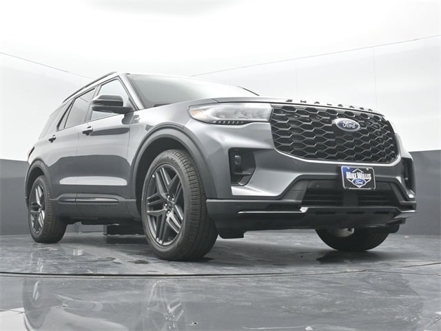 new 2025 Ford Explorer car, priced at $46,445