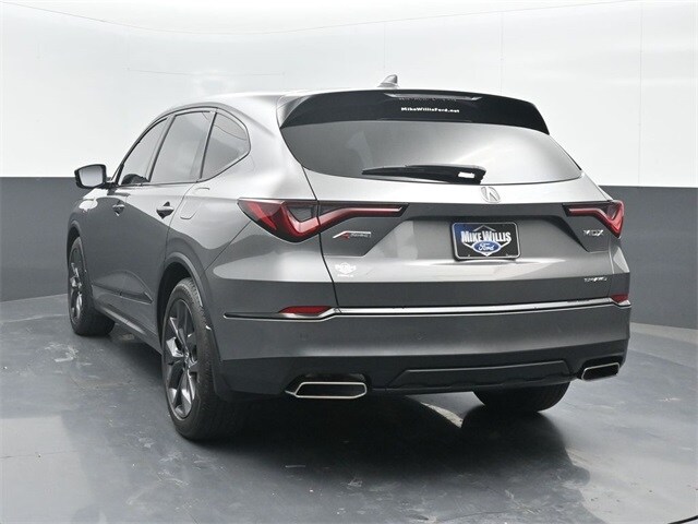 used 2023 Acura MDX car, priced at $43,992
