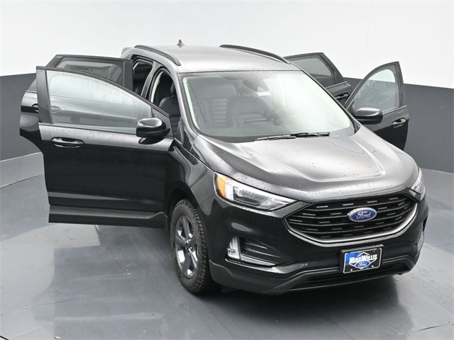 new 2024 Ford Edge car, priced at $36,805