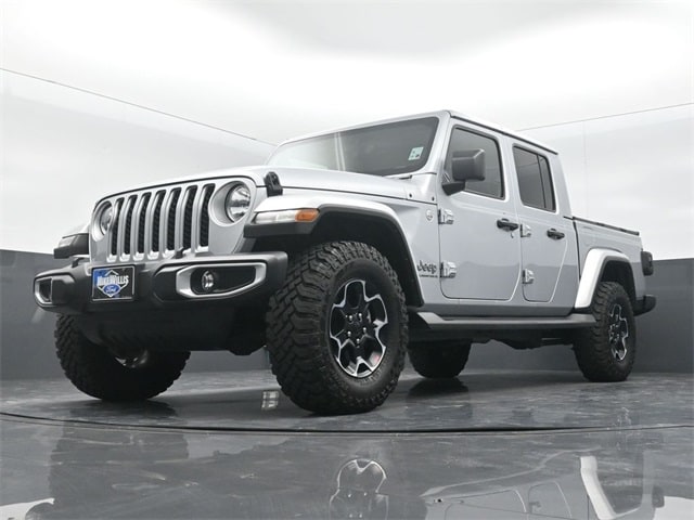 used 2023 Jeep Gladiator car, priced at $35,958