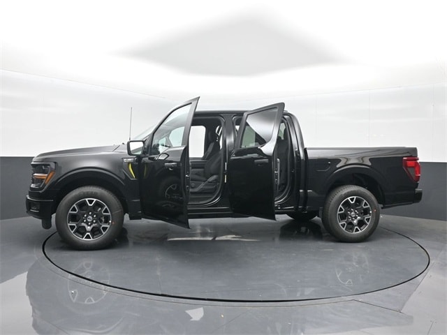 new 2025 Ford F-150 car, priced at $43,169