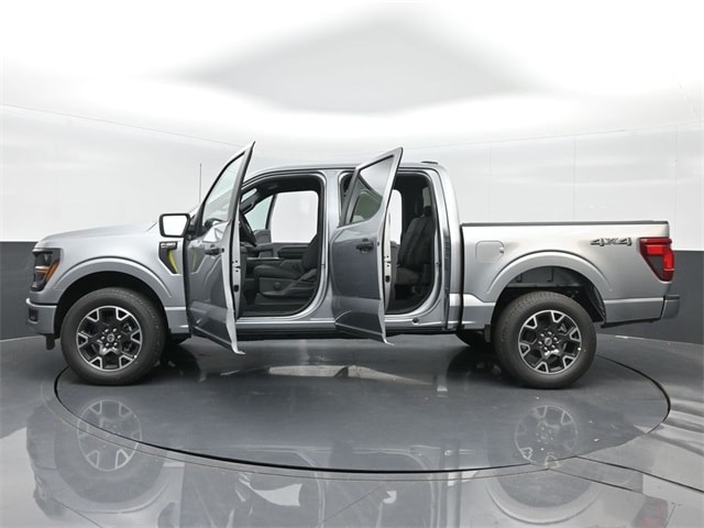 new 2024 Ford F-150 car, priced at $48,186