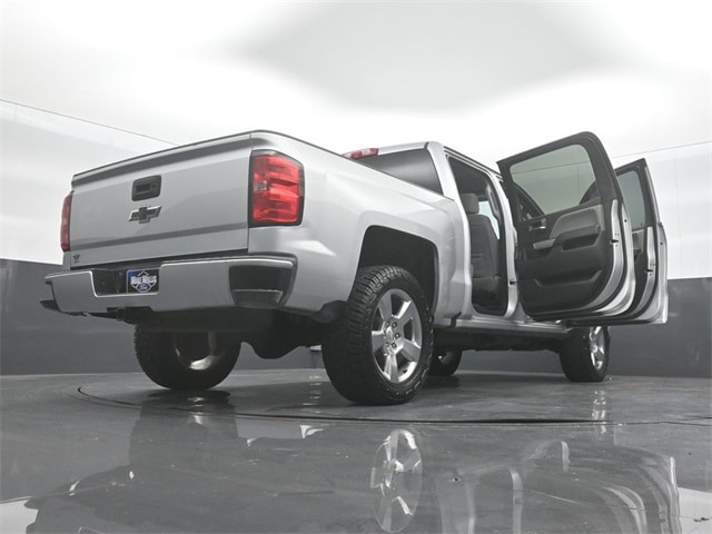 used 2018 Chevrolet Silverado 1500 car, priced at $27,369
