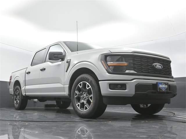 new 2024 Ford F-150 car, priced at $47,045