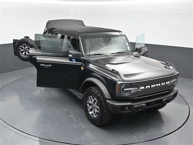 used 2023 Ford Bronco car, priced at $47,154