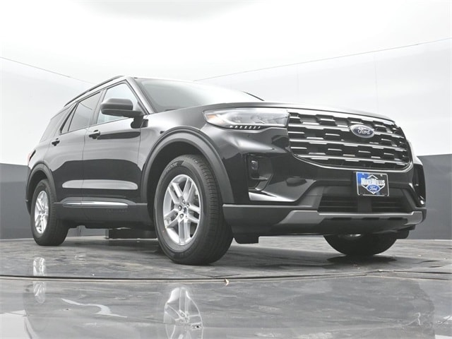 new 2025 Ford Explorer car, priced at $41,210