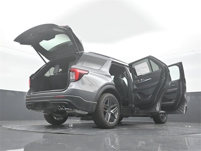 new 2025 Ford Explorer car, priced at $54,365