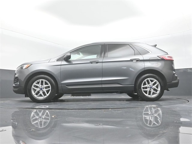 used 2022 Ford Edge car
