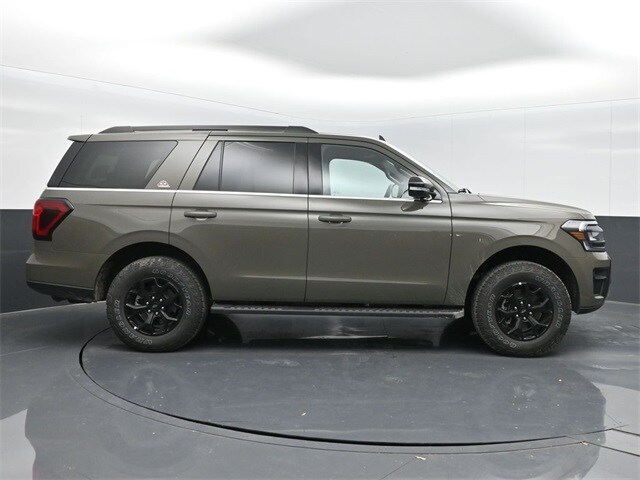 new 2024 Ford Expedition car, priced at $78,910