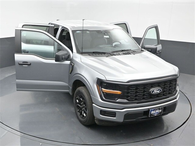new 2025 Ford F-150 car, priced at $41,837