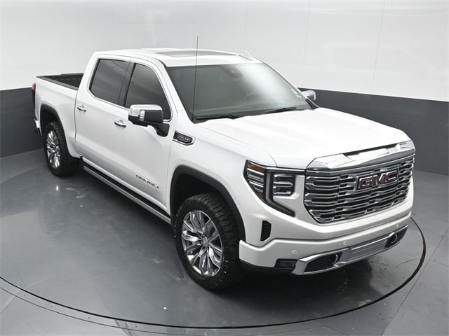 used 2025 GMC Sierra 1500 car, priced at $67,397
