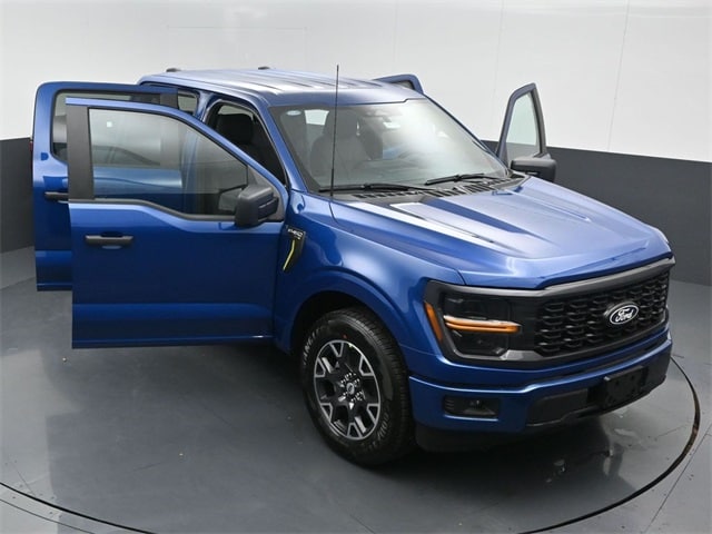 new 2025 Ford F-150 car, priced at $47,780