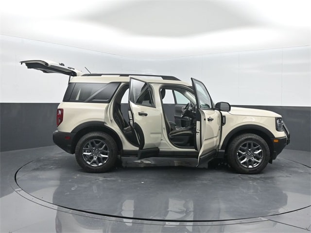 new 2025 Ford Bronco Sport car, priced at $33,237