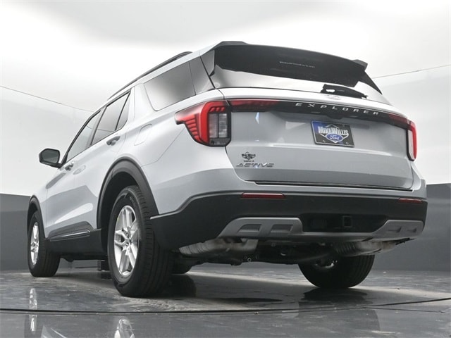new 2025 Ford Explorer car, priced at $41,620
