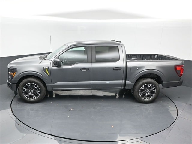 new 2024 Ford F-150 car, priced at $44,553