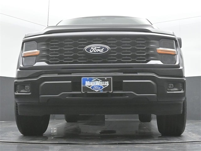 new 2024 Ford F-150 car, priced at $43,026