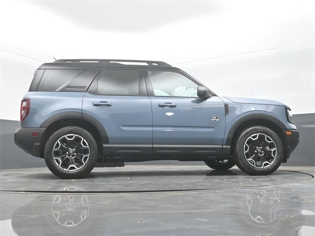 new 2025 Ford Bronco Sport car, priced at $36,912