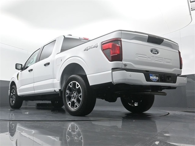 new 2024 Ford F-150 car, priced at $47,372