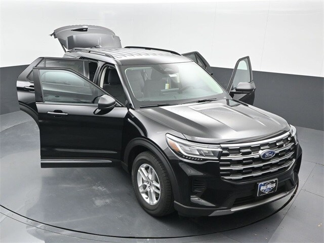 new 2025 Ford Explorer car, priced at $37,645