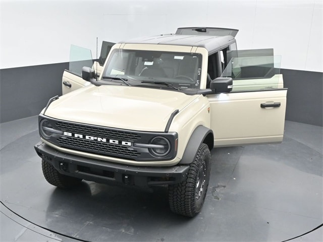 new 2025 Ford Bronco car, priced at $66,960