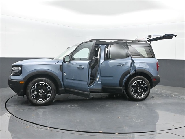 new 2025 Ford Bronco Sport car, priced at $36,912