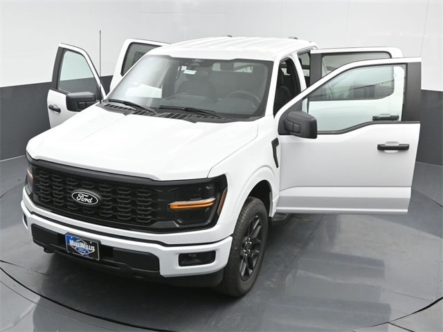 new 2024 Ford F-150 car, priced at $52,502