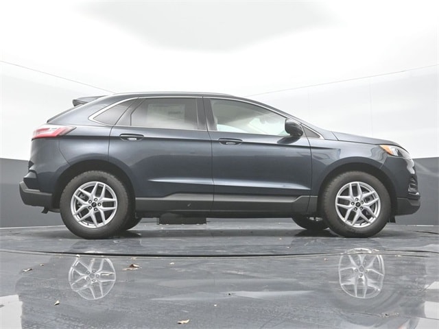 new 2024 Ford Edge car, priced at $36,520