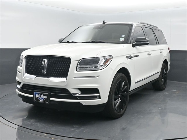used 2021 Lincoln Navigator car, priced at $48,278